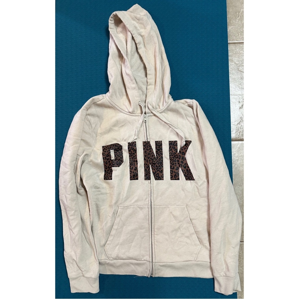 PINK Victoria's Secret Hoodie & Sweatpants Set - Cream with Leopard Print